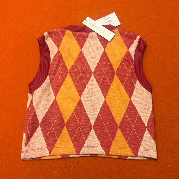 Zara pink, red and yellow argyle V-neck jacquard knit vest NWT - Picture 5 of 6